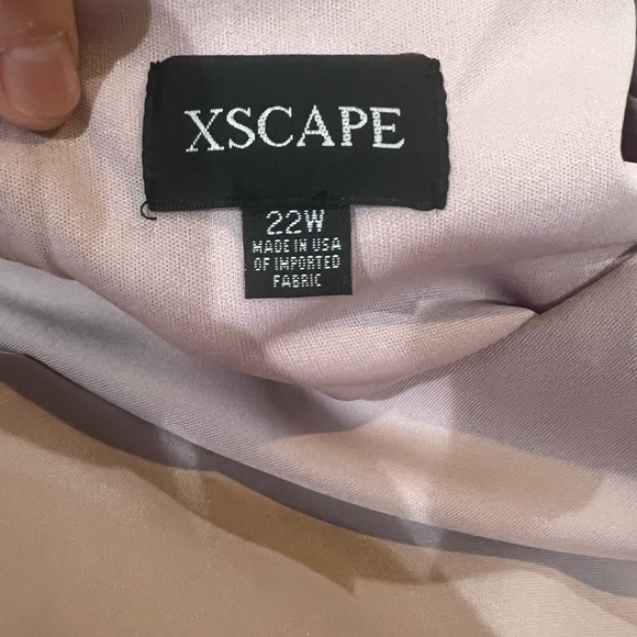 NWT! Xscape Side Ruched Ruffle Details Scuba Crepe Gown 22W - Picture 7 of 8